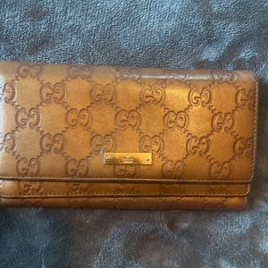Authentic Gucci Women’s Guccisima GG logo Wallet